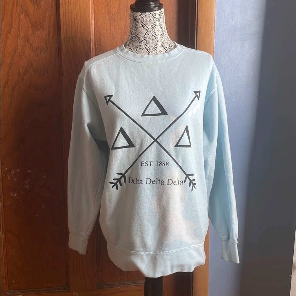 Delta Delta Delta crewneck